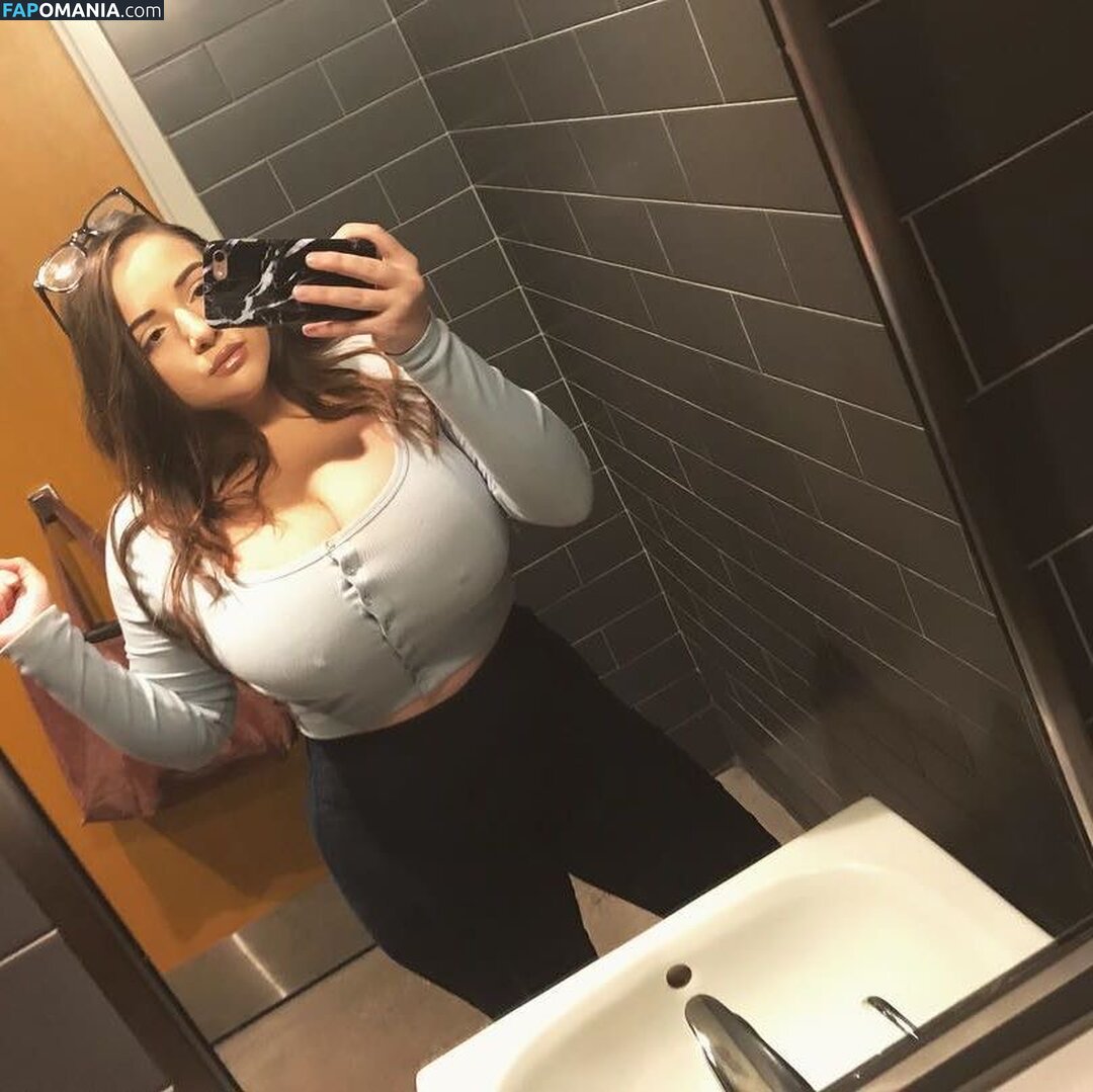 Samantha Coffeen / sam_coffeen Nude OnlyFans  Leaked Photo #7