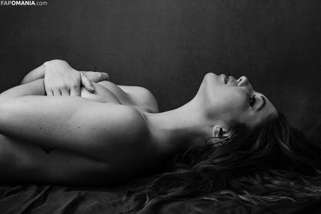 Sammi Hanratty / sammihanratty Nude OnlyFans  Leaked Photo #298