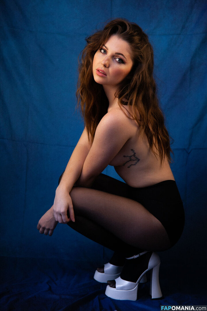 Sammi Hanratty / sammihanratty Nude OnlyFans  Leaked Photo #312