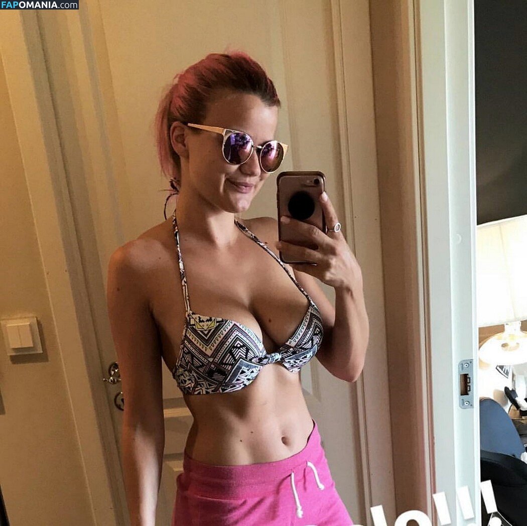 Sandra Lyng Nude OnlyFans  Leaked Photo #3