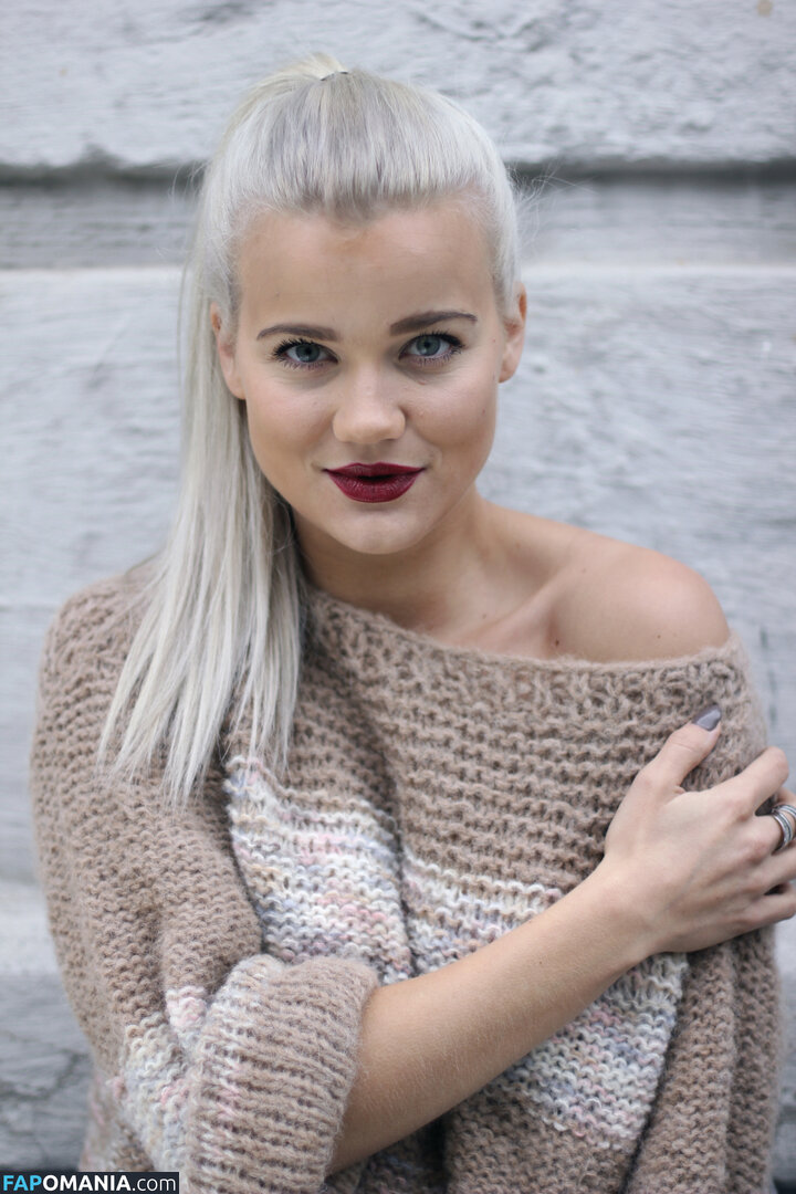 Sandra Lyng Nude OnlyFans  Leaked Photo #7