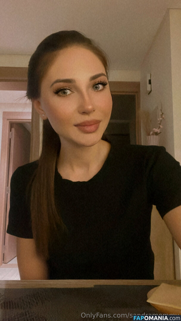 Sandramommy / nejvetsimamina Nude OnlyFans  Leaked Photo #1