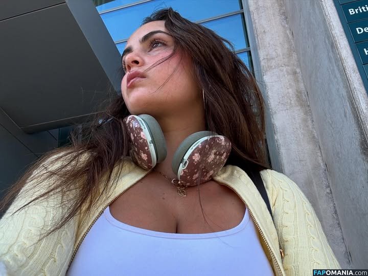 Sarabella Harris / iamsarahharris / sarabellaharriss / sexiisariii777 Nude OnlyFans  Leaked Photo #380