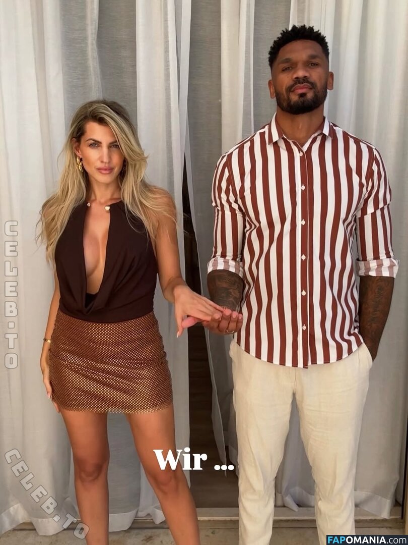 Sarah Harrison / sarah.harrison.official Nude OnlyFans  Leaked Photo #1