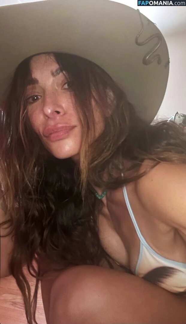 Sarah Shahi / SarahShahi Nude OnlyFans  Leaked Photo #215