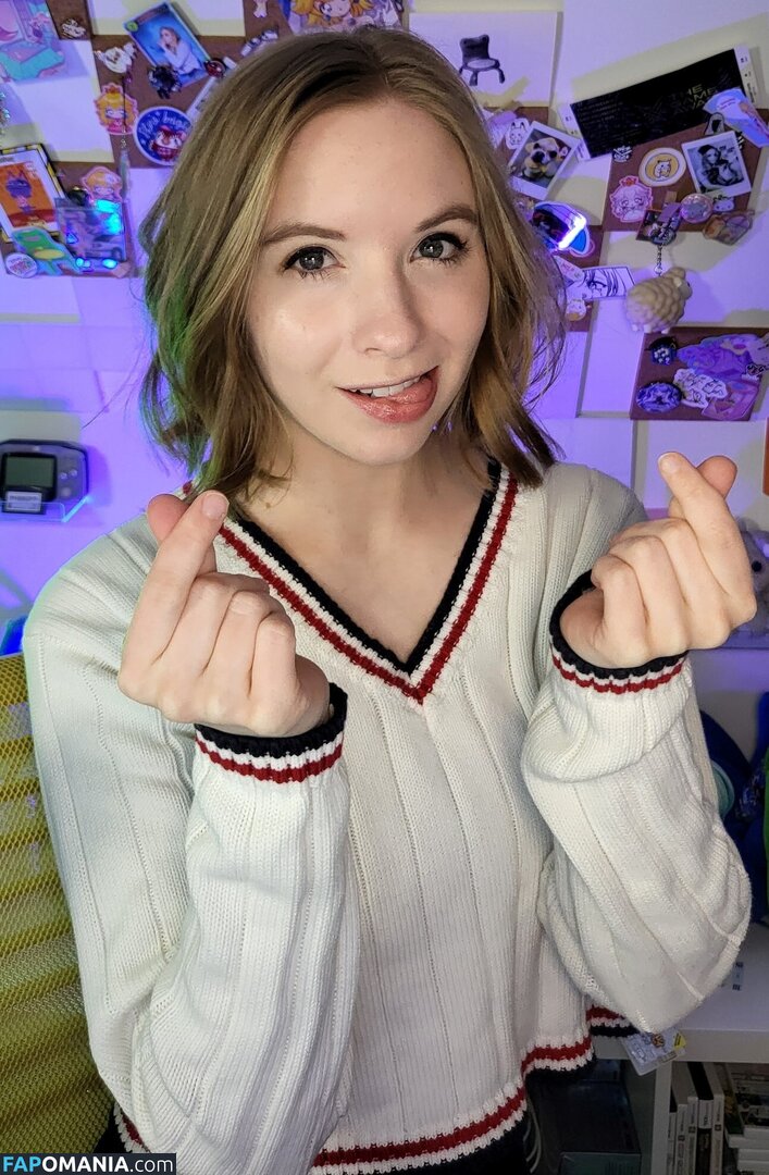 Sarahpodz / https: Nude OnlyFans  Leaked Photo #2