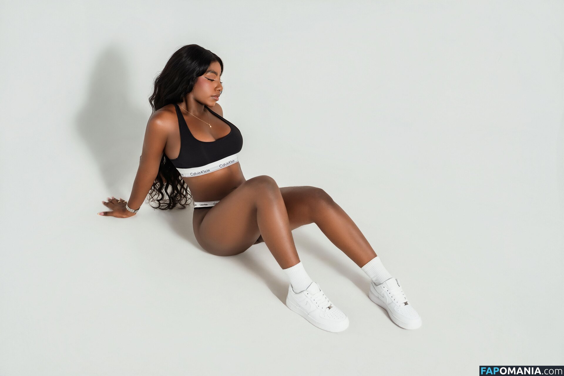 saramoroe1 Nude OnlyFans  Leaked Photo #9