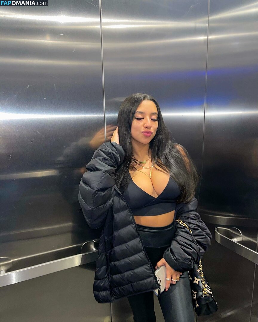 Sari Nude OnlyFans  Leaked Photo #22