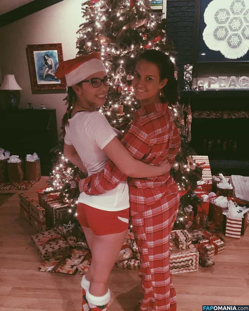 Sarina Hunt / alexandramhunt / sarinahunt / sarinahuntt Nude OnlyFans  Leaked Photo #4