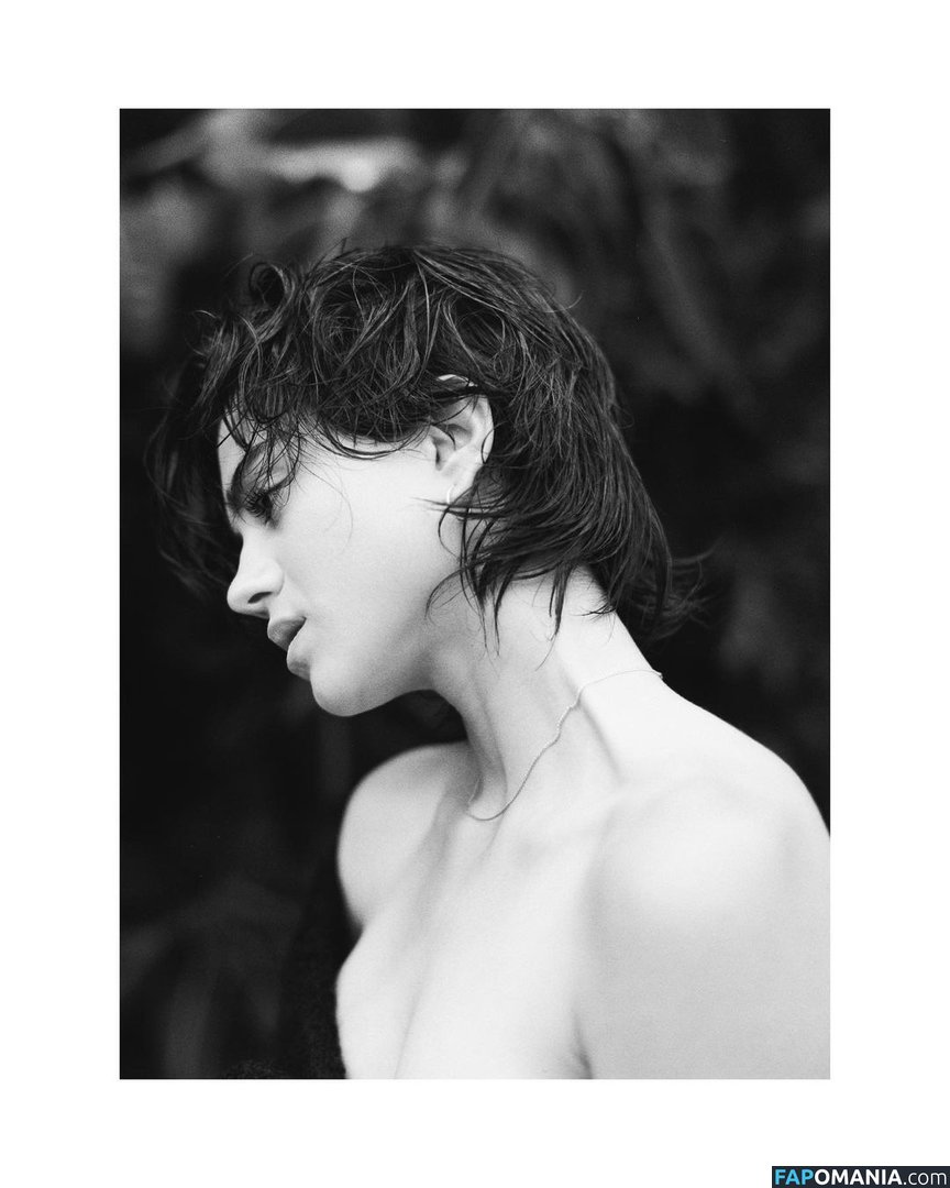 Sasha Calle / sashacalle Nude OnlyFans  Leaked Photo #17