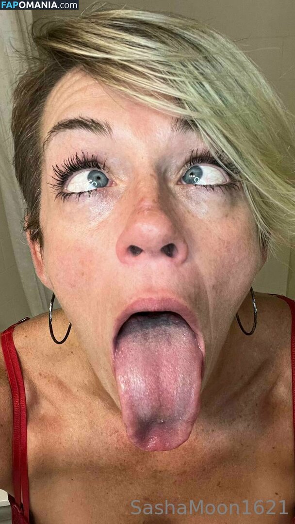 Sasha Sins / Sashamoon1621 / sashasins444 Nude OnlyFans  Leaked Photo #8