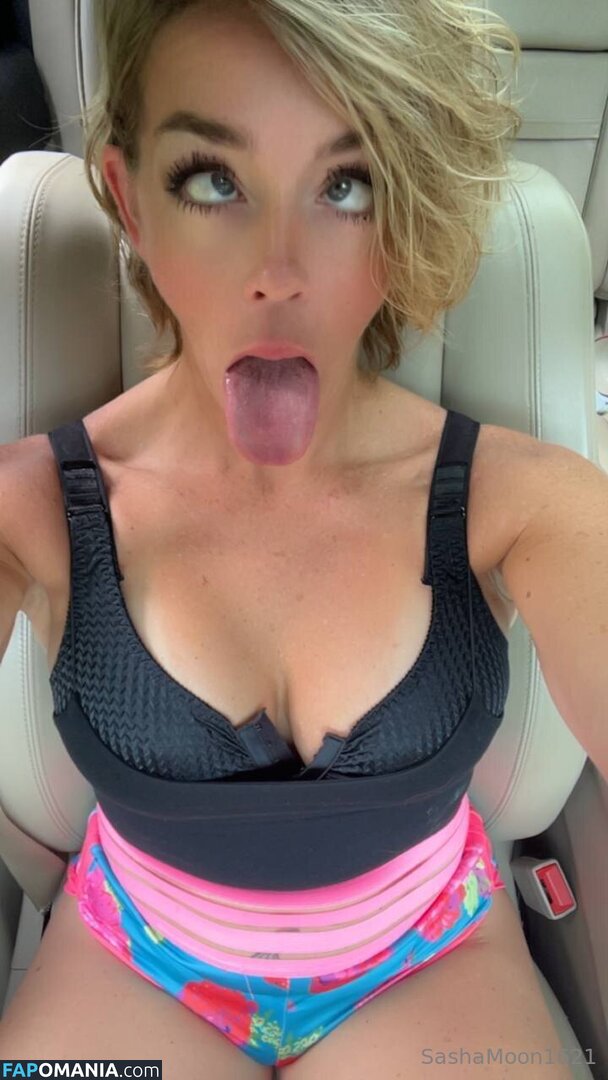 Sasha Sins / Sashamoon1621 / sashasins444 Nude OnlyFans  Leaked Photo #9