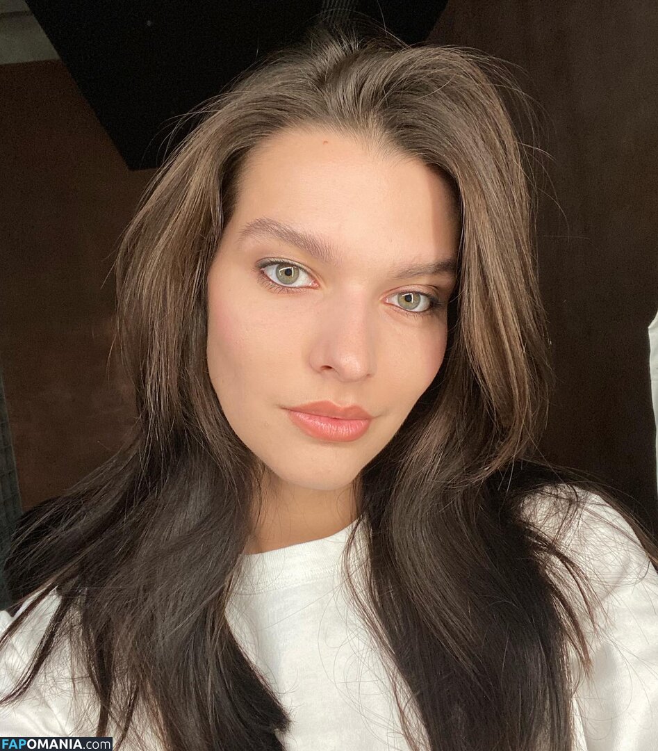 Sasha Zotova / shuzolotova Nude OnlyFans  Leaked Photo #13