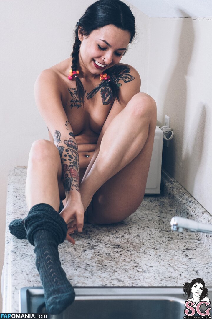 Sassafrass / _sassafrass / definite.bad.idea Nude OnlyFans  Leaked Photo #17