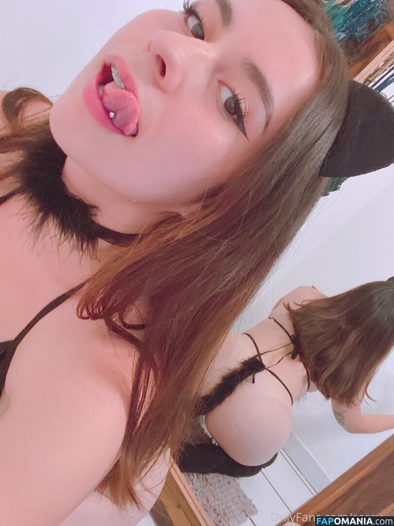 Sassy / sassy__ / sassy_poonam Nude OnlyFans  Leaked Photo #8