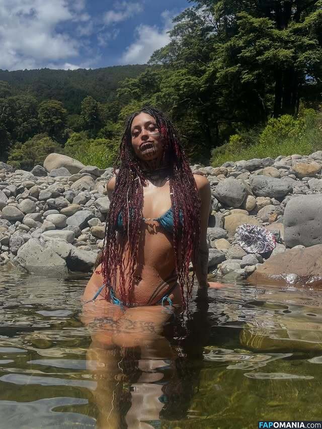 Savage.hine / kahafakarere / ocean Samuels Nude OnlyFans  Leaked Photo #2