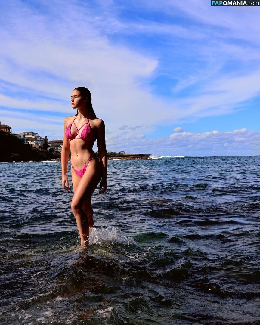 Savannah Clarke Nude OnlyFans  Leaked Photo #4