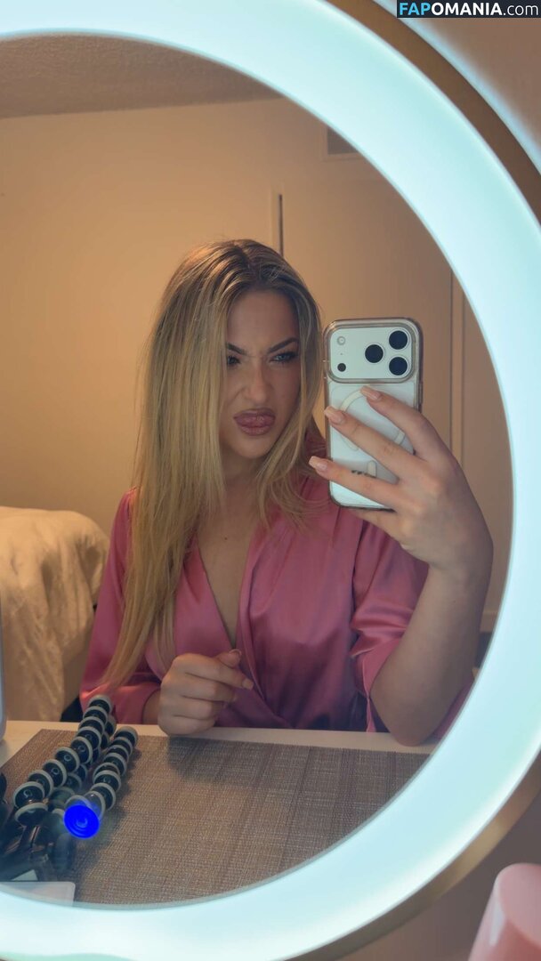 Scarlet Aviram / scarletaviram Nude OnlyFans  Leaked Photo #85