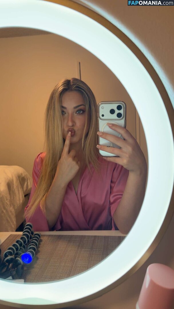 Scarlet Aviram / scarletaviram Nude OnlyFans  Leaked Photo #86