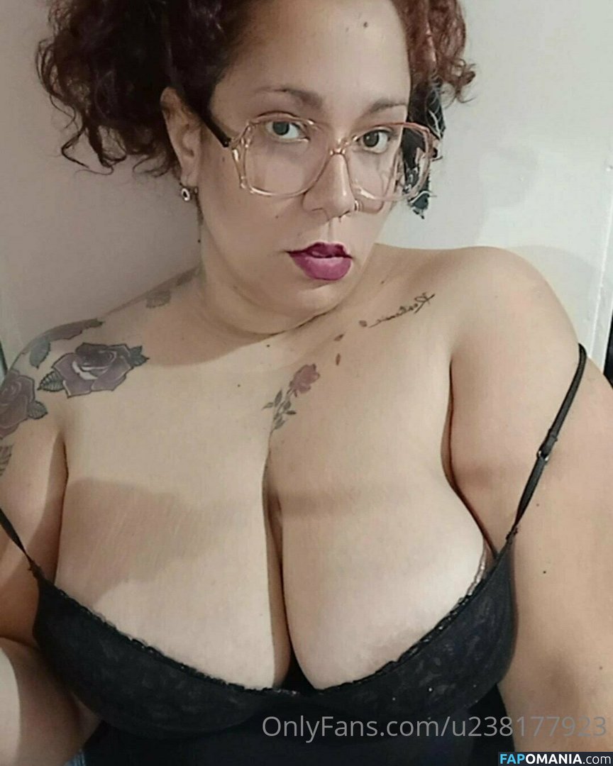 scarlett_bbwhot / scarlett_hott Nude OnlyFans  Leaked Photo #2