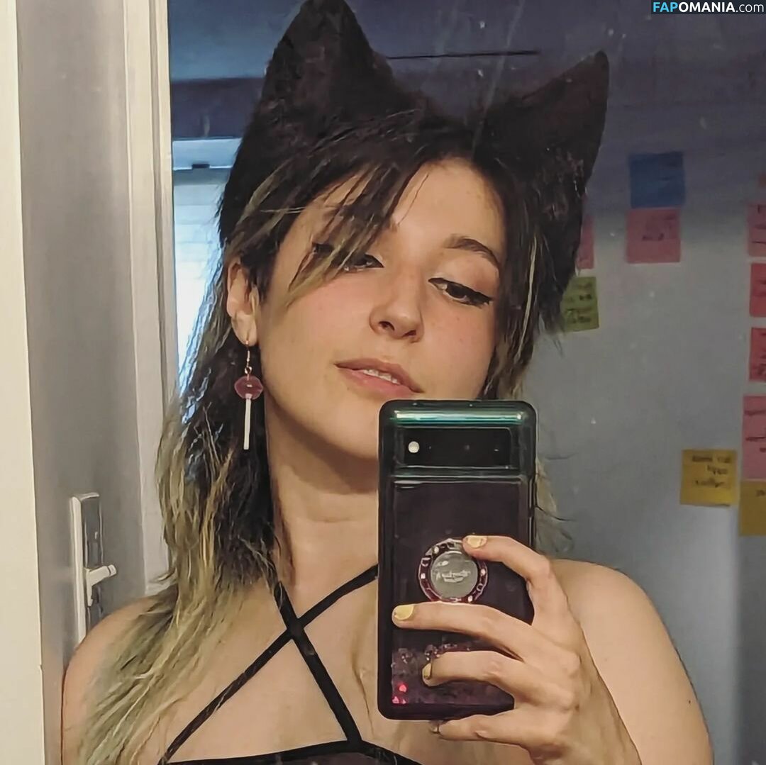 Seafoam Kitten's ASMR / charlotte_valentine / seafoamkittenasmr Nude OnlyFans  Leaked Photo #2