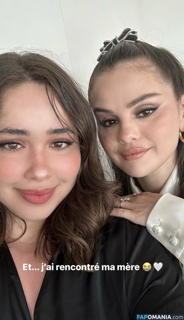 Selena Gomez Nude Leaked Photo #126