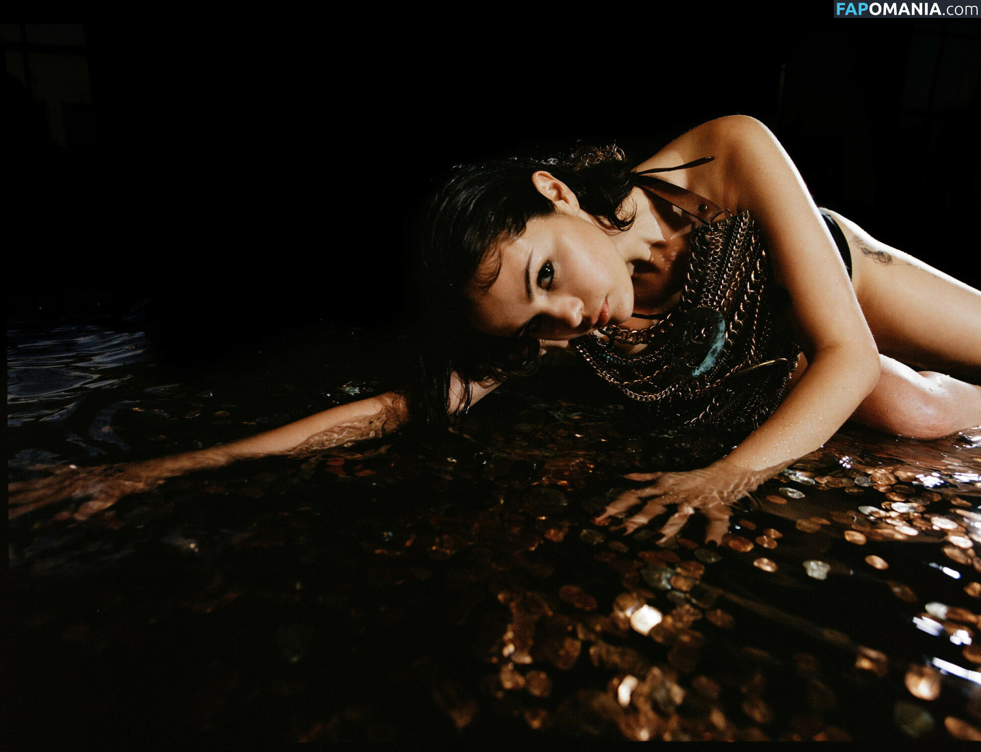 Selena Gomez Nude Leaked Photo #800