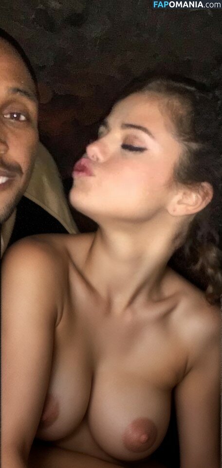 Selena Gomez Nude Leaked Photo #2286
