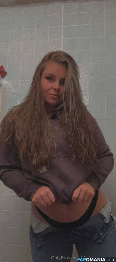 shaenasummers / shainasummerr Nude OnlyFans  Leaked Photo #8