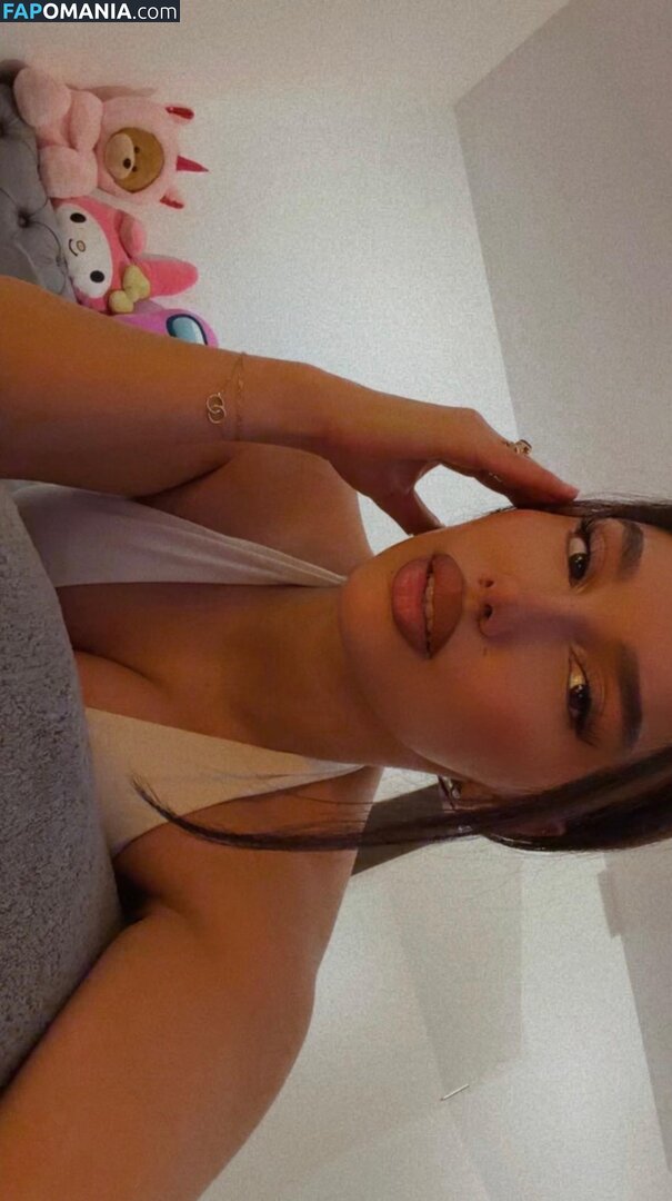 Shakira / shakkira Nude OnlyFans  Leaked Photo #601