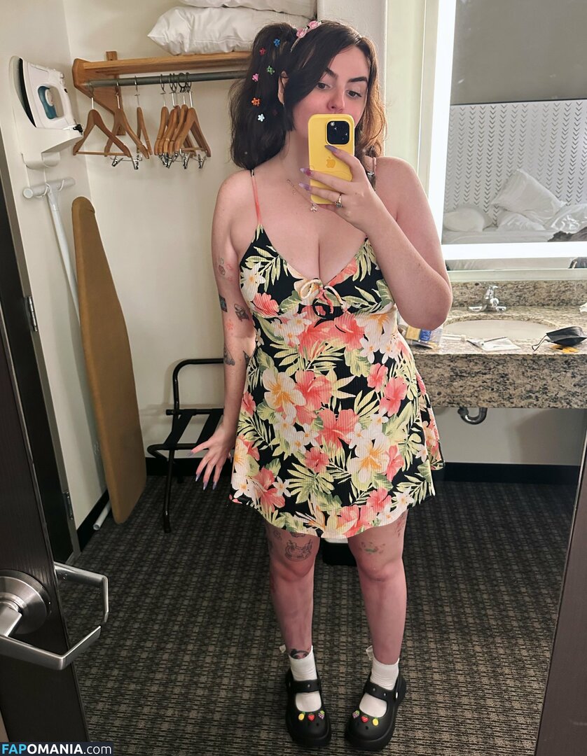 Shannondorf / shannondorf_ / u141283803 Nude OnlyFans  Leaked Photo #154