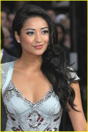 Shay Mitchell