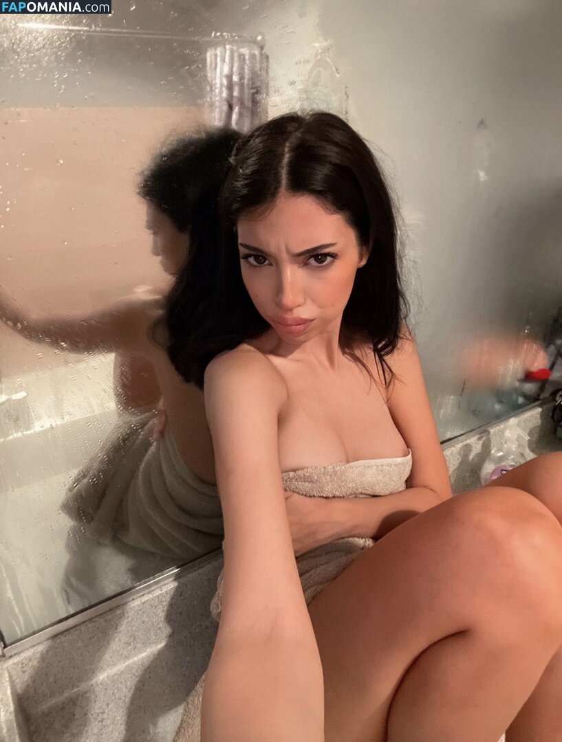 shefoekeepers / shefoekeeps Nude OnlyFans  Leaked Photo #30