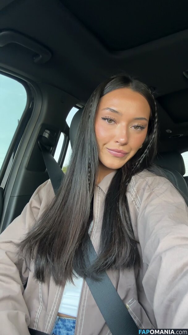 Shelby Wilfong Nude OnlyFans  Leaked Photo #5