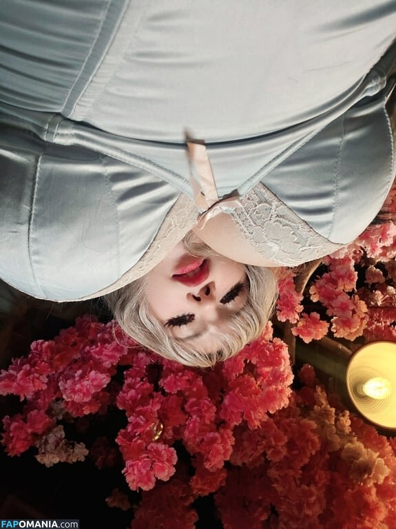 Pomponmy / Shichineesan Nude OnlyFans  Leaked Photo #42