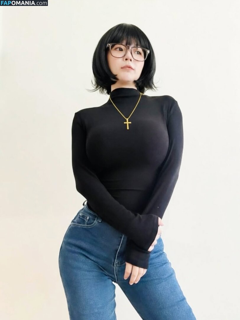 shihpii Nude OnlyFans  Leaked Photo #1