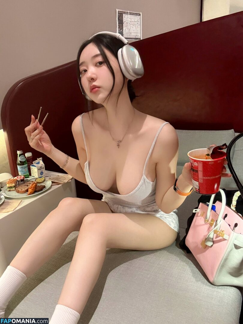 Shin Jae Eun Nude OnlyFans  Leaked Photo #8