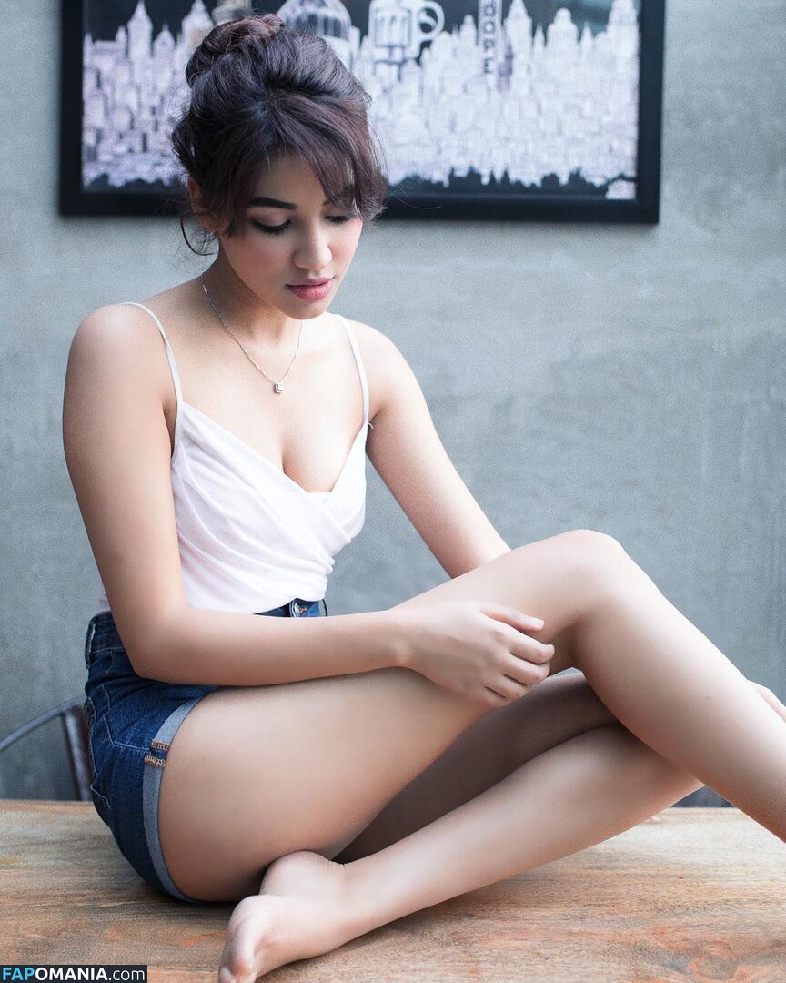 Shivani Singh / shivani.singhh Nude OnlyFans  Leaked Photo #8