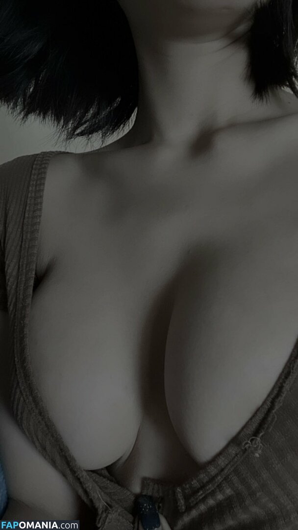 Olivia719095371 / shu_olivia1104 Nude OnlyFans  Leaked Photo #3