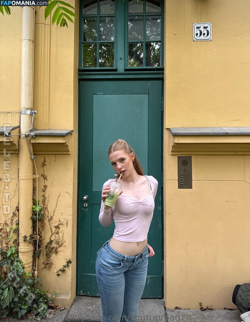 Shutupmelissa / _shutupmelissa_ / itsmelissahickey / melissa-louise / shutupmadz Nude OnlyFans  Leaked Photo #447