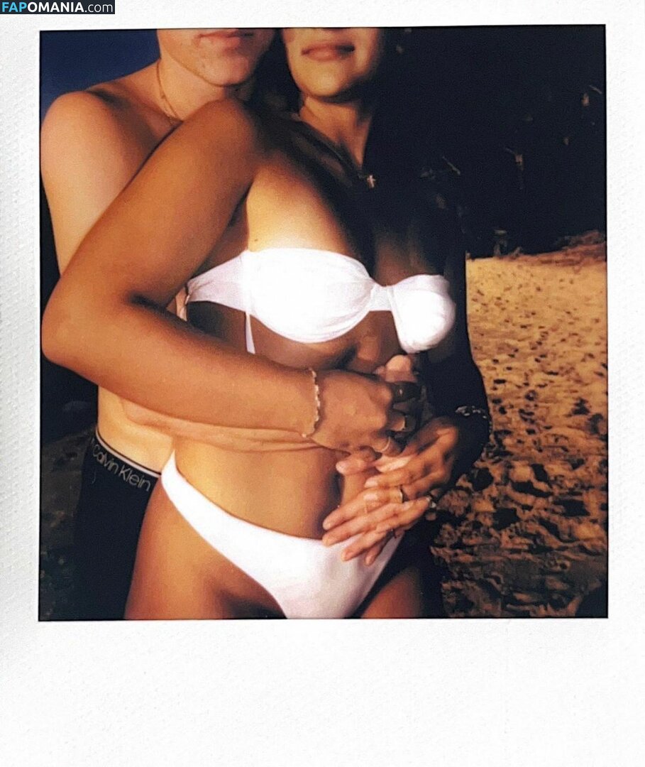 Sienna Mae Gomez / sienna_mae / siennamaegomez Nude OnlyFans  Leaked Photo #55