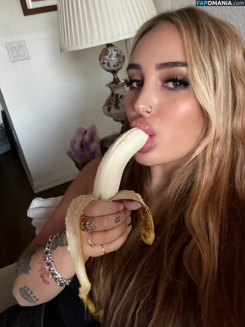 Siennatayloroffical Nude OnlyFans  Leaked Photo #4