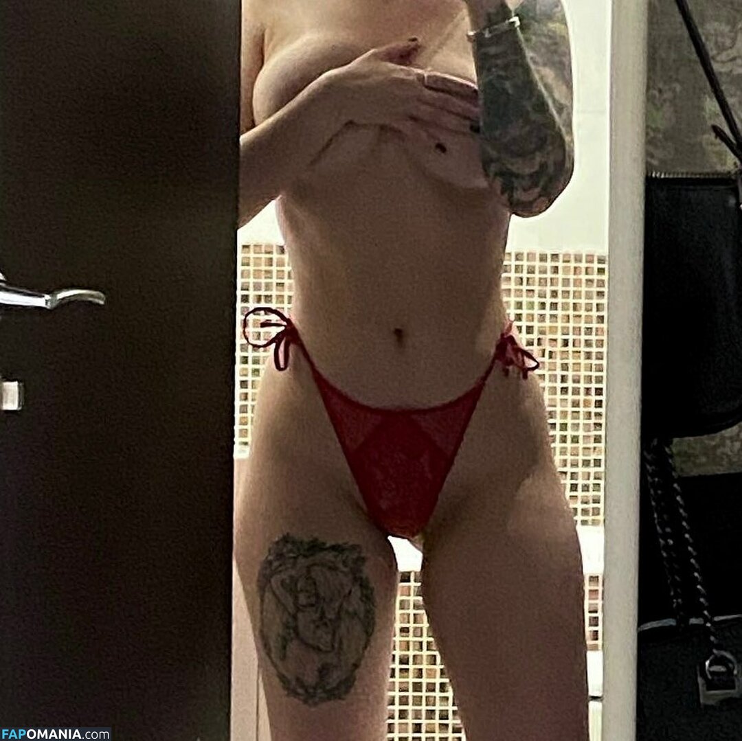 Anastasia Serebrennikova / longtonguesilver / silveranesthesia Nude OnlyFans  Leaked Photo #13
