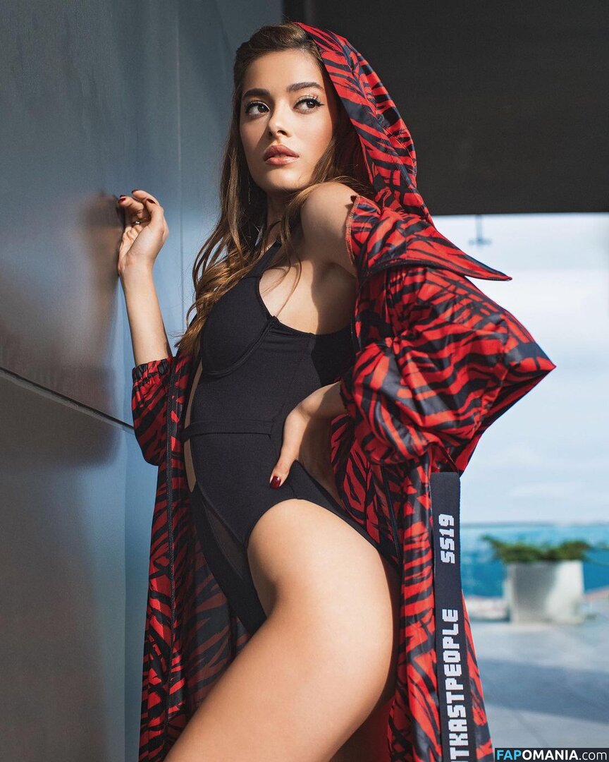 Simay Barlas Nude OnlyFans  Leaked Photo #3