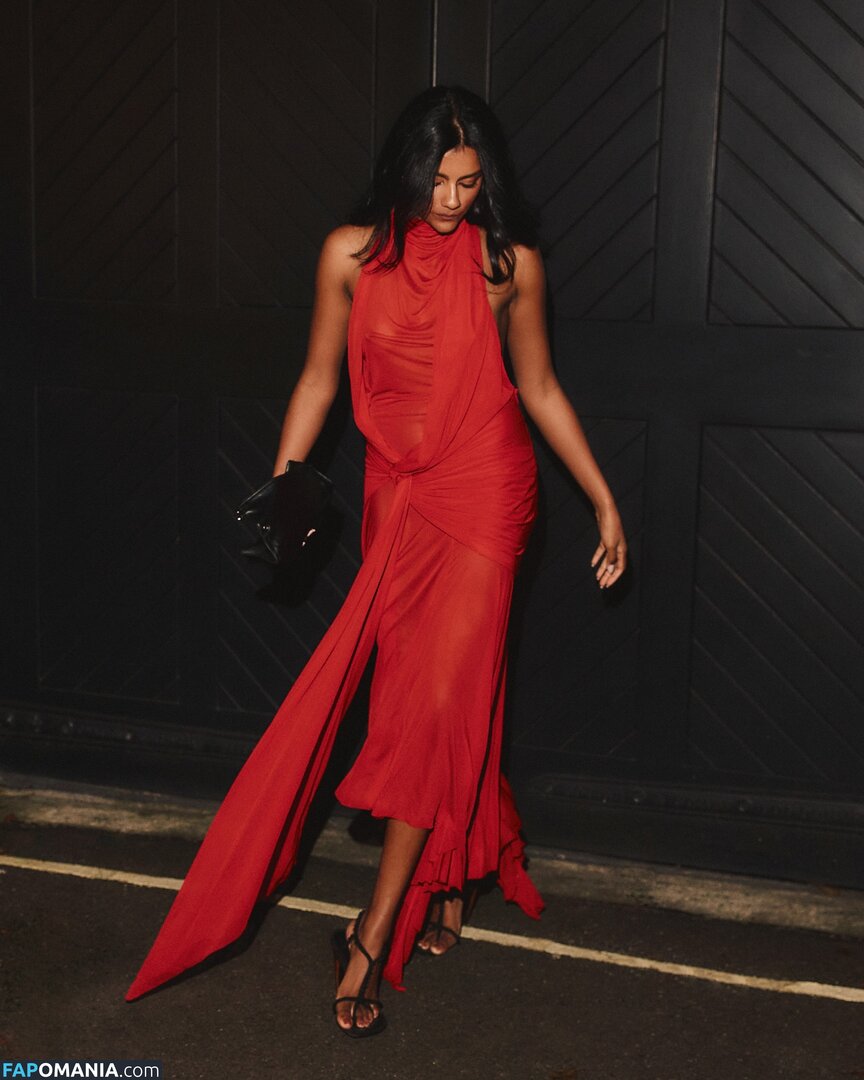 Simone Ashley / simoneashley Nude OnlyFans  Leaked Photo #4