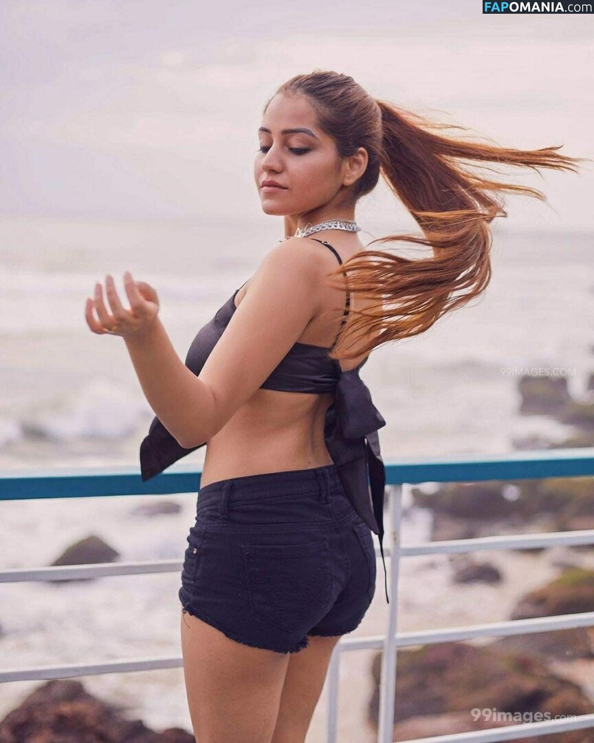 Simran Kaur Hundal Nude OnlyFans  Leaked Photo #31