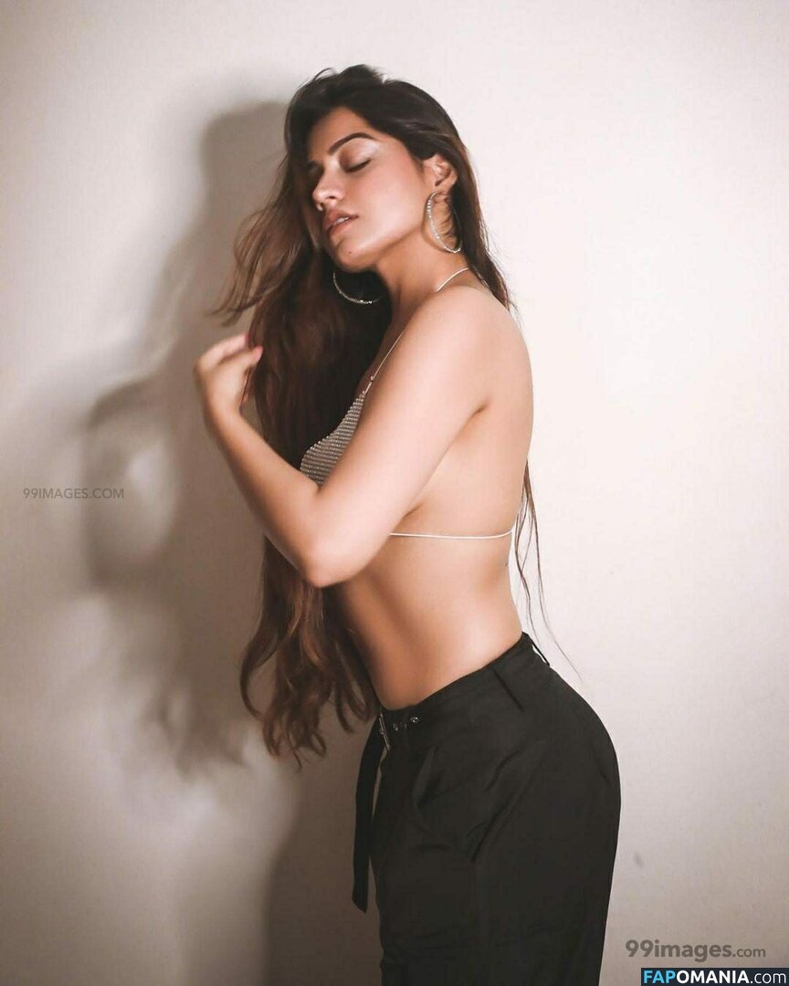 Simran Kaur Hundal Nude OnlyFans  Leaked Photo #41