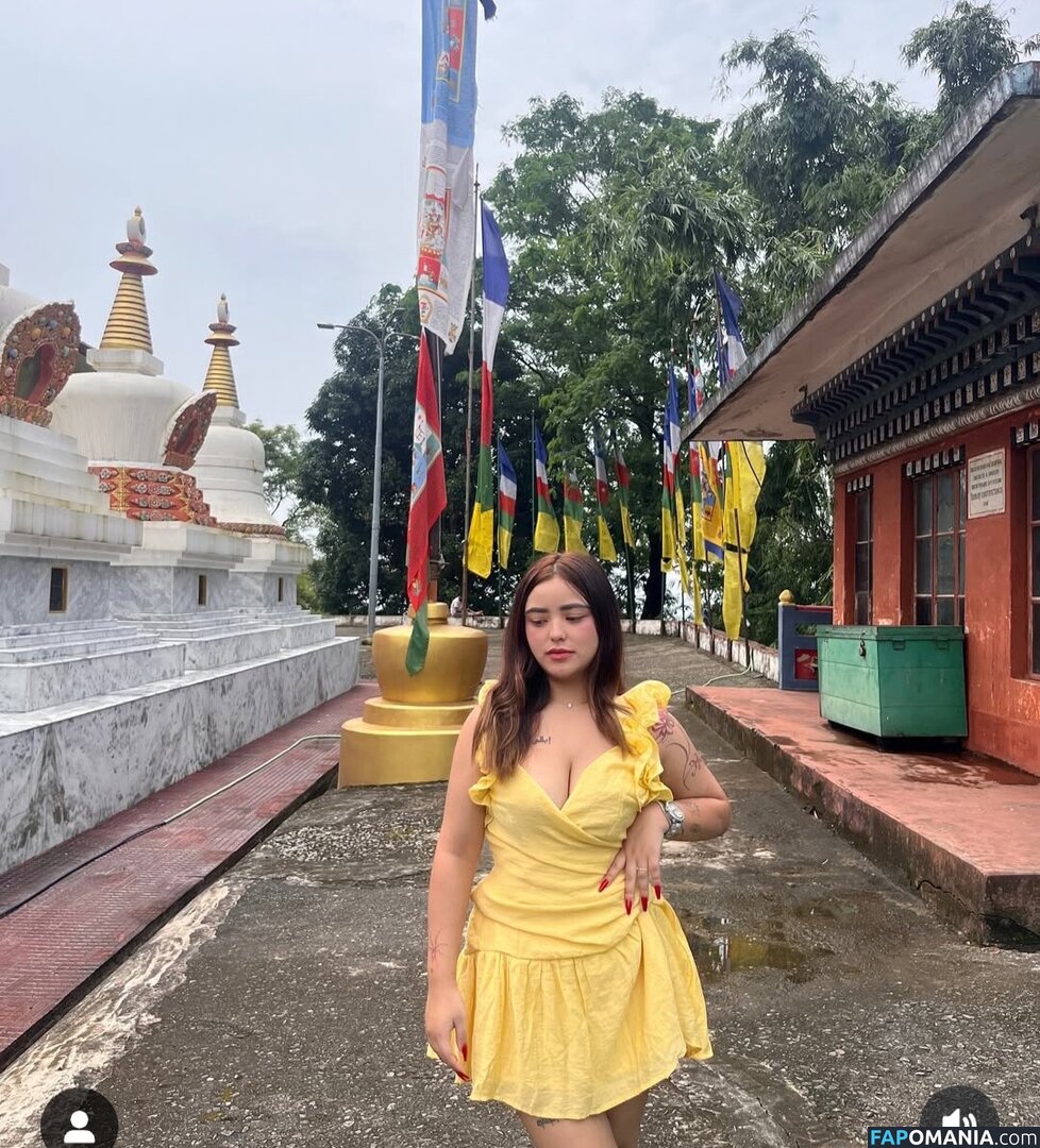 simranyonzon Nude OnlyFans  Leaked Photo #5