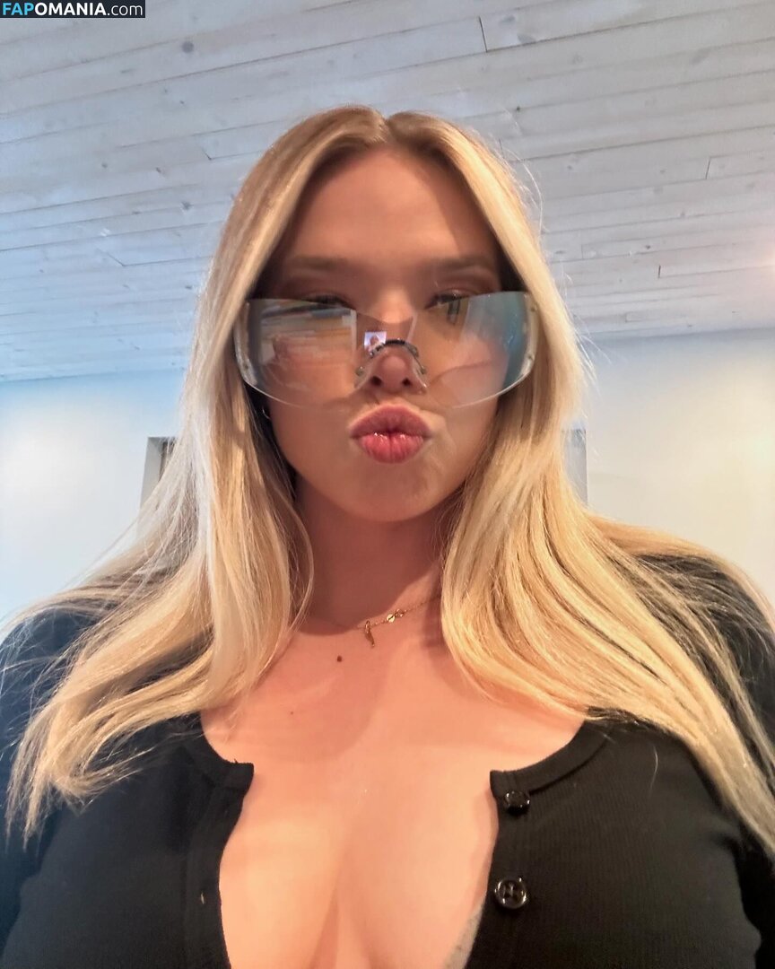 rapper / sinawynne Nude OnlyFans  Leaked Photo #9