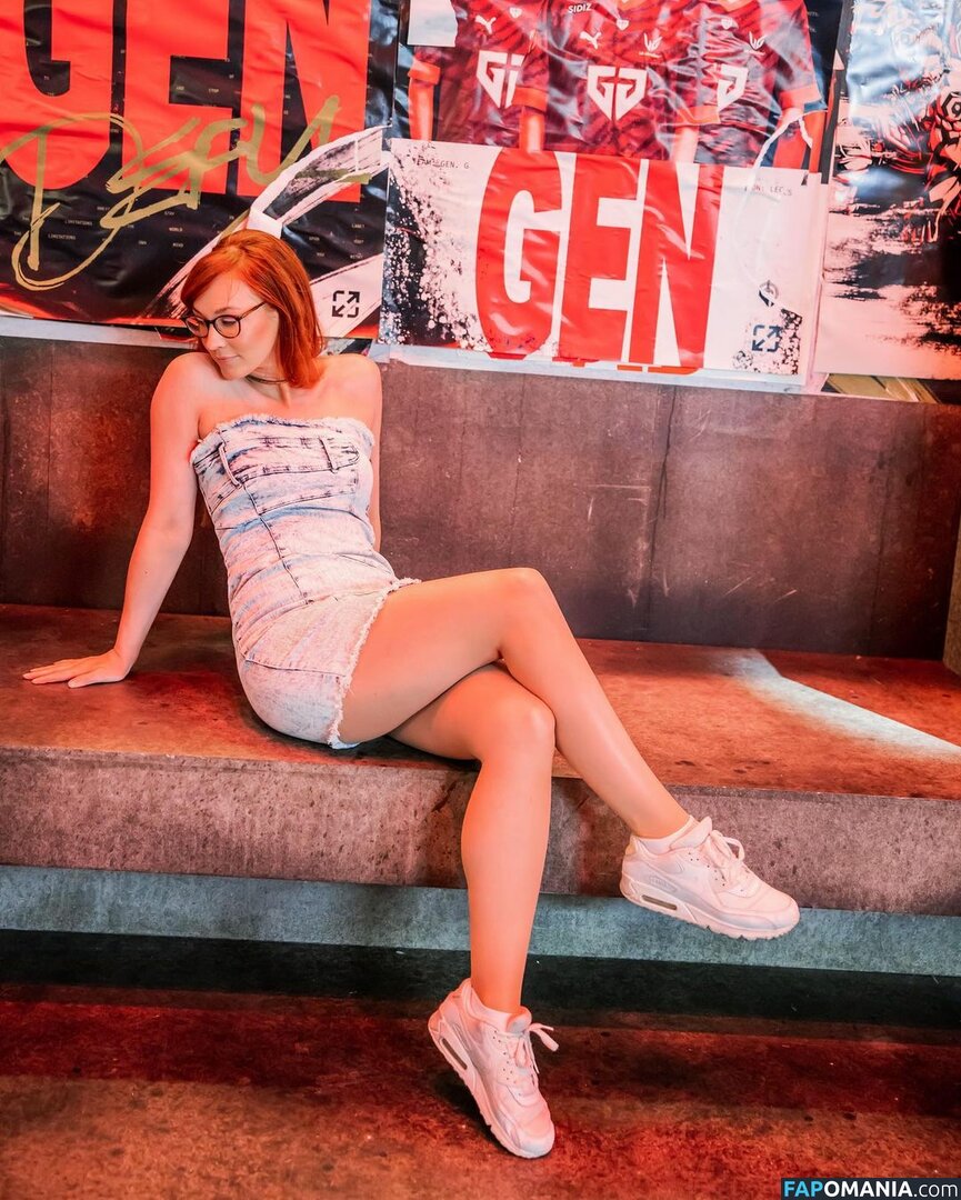 Eefje Depoortere / Sjokz / eefjah Nude OnlyFans  Leaked Photo #77